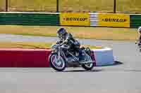 Vintage-motorcycle-club;eventdigitalimages;mallory-park;mallory-park-trackday-photographs;no-limits-trackdays;peter-wileman-photography;trackday-digital-images;trackday-photos;vmcc-festival-1000-bikes-photographs